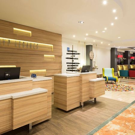 Hotel Madrid Leganes Affiliated By Melia Luaran gambar