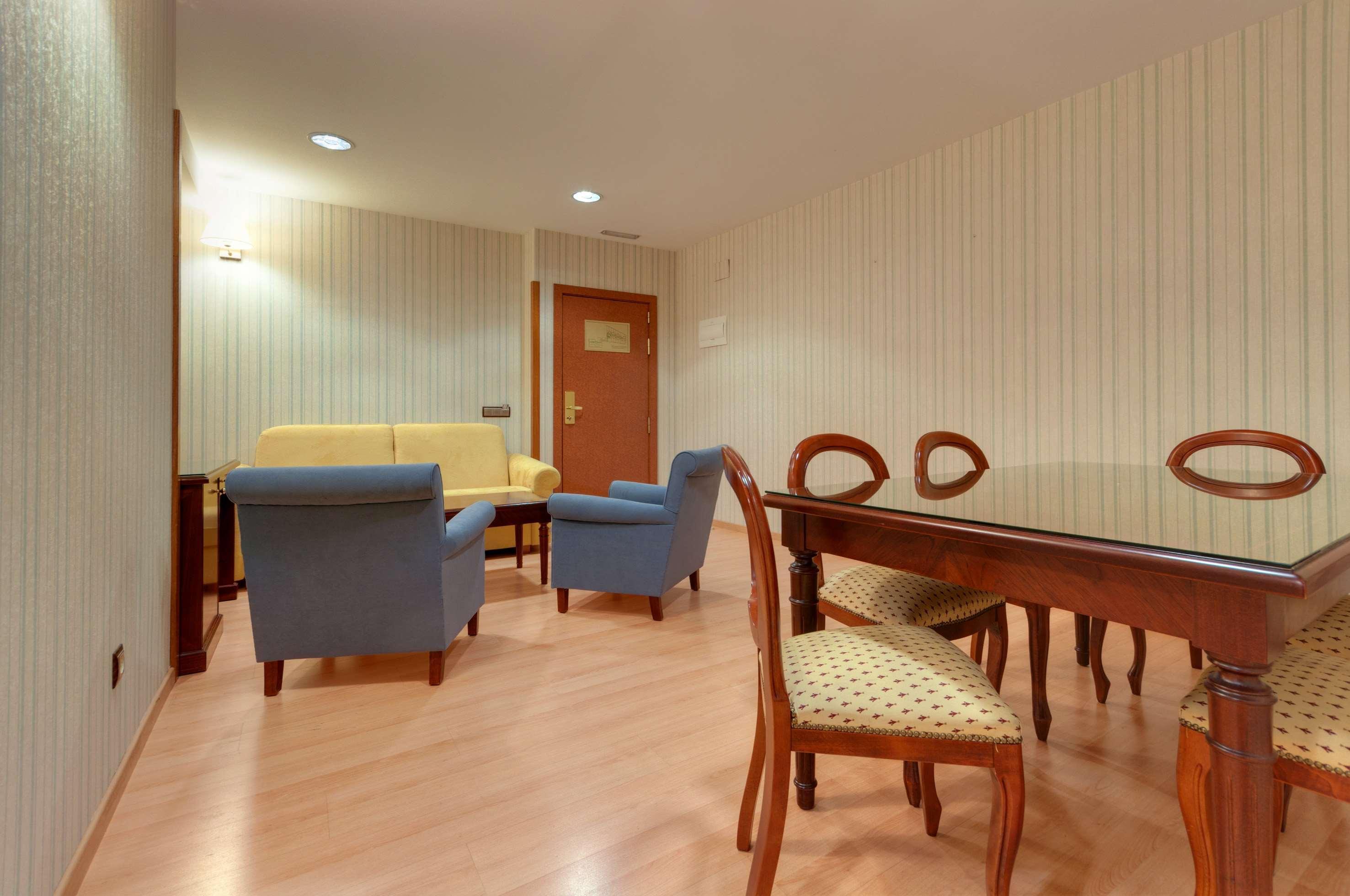 Hotel Madrid Leganes Affiliated By Melia Bilik gambar