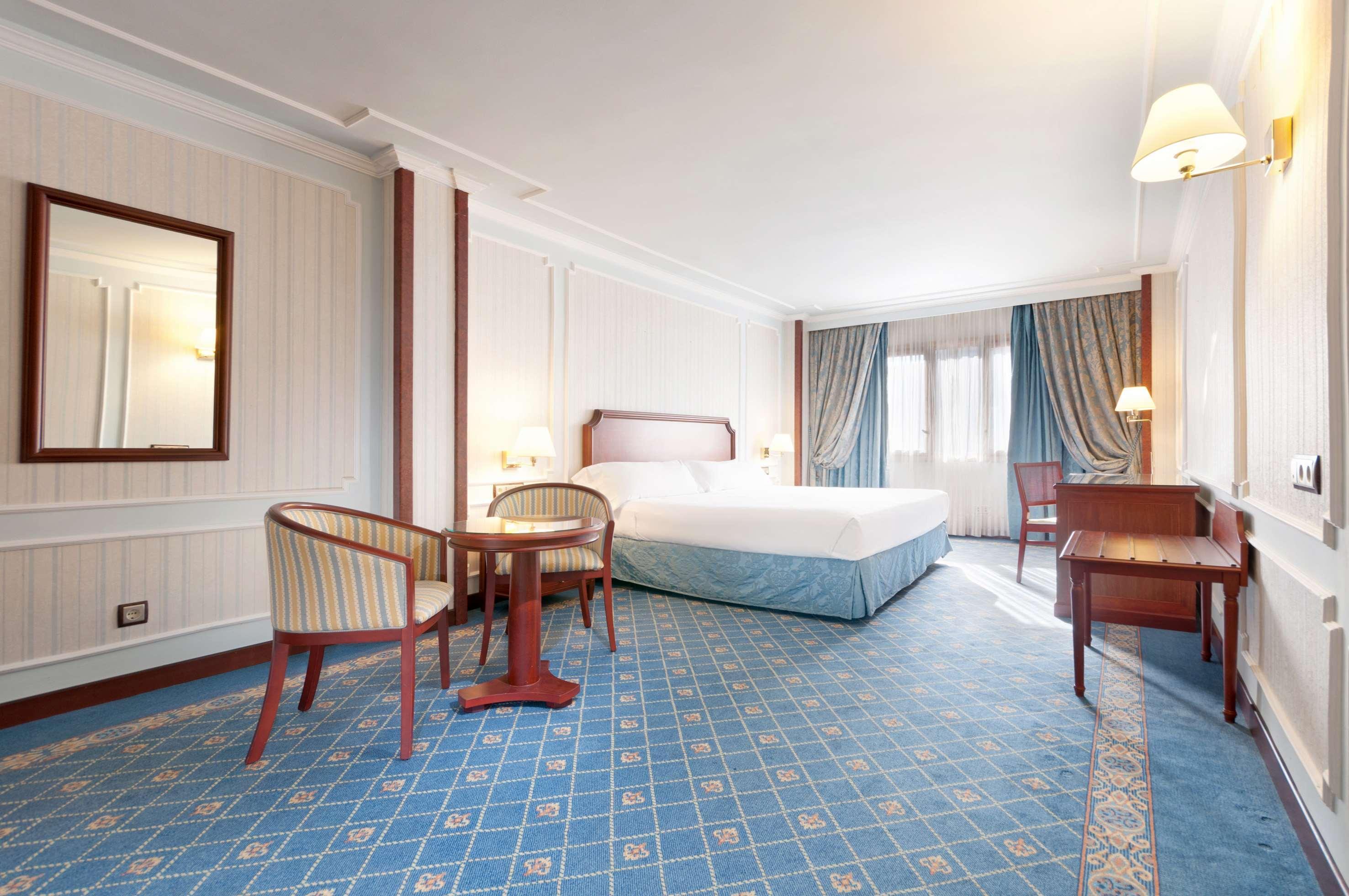 Hotel Madrid Leganes Affiliated By Melia Bilik gambar