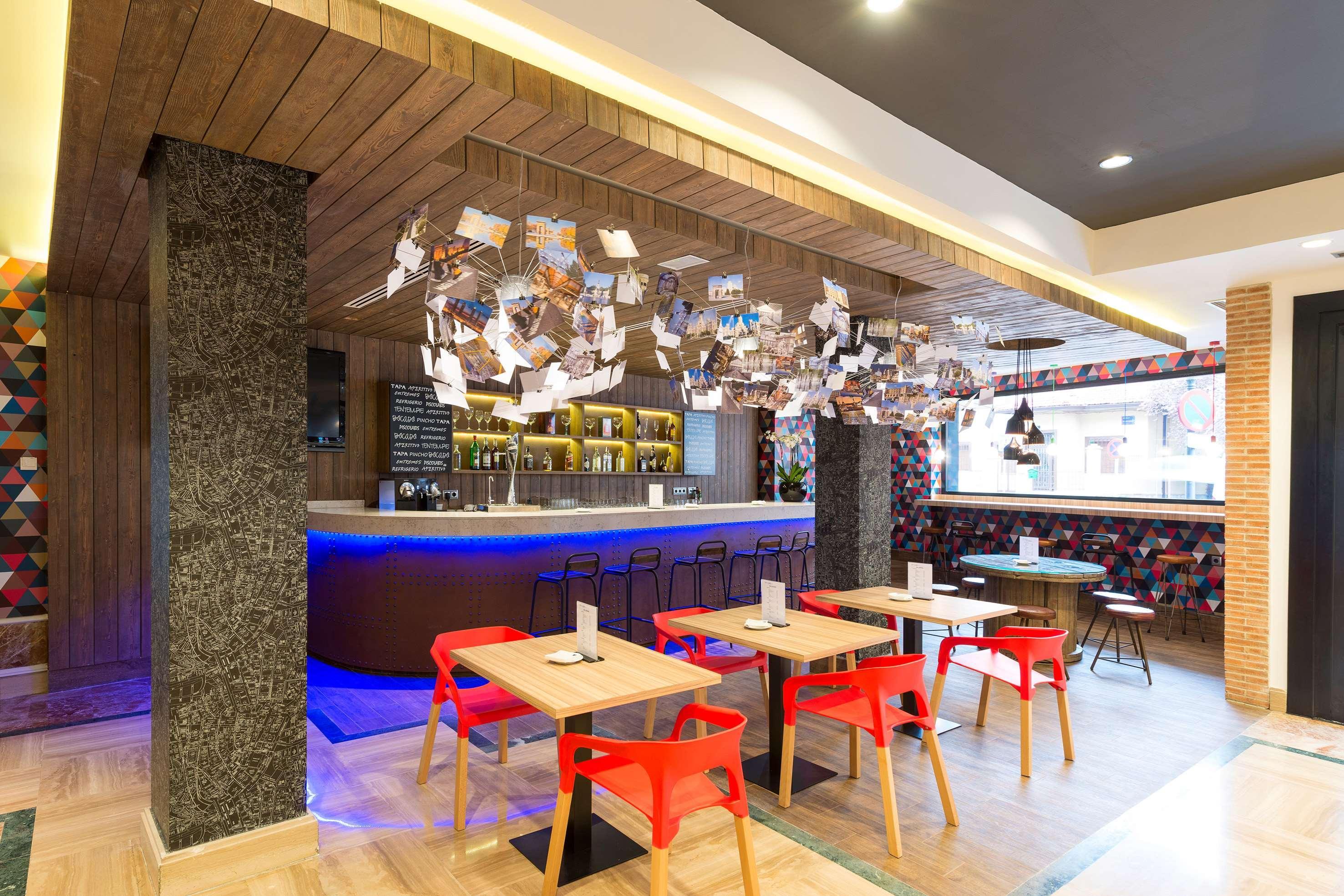 Hotel Madrid Leganes Affiliated By Melia Luaran gambar