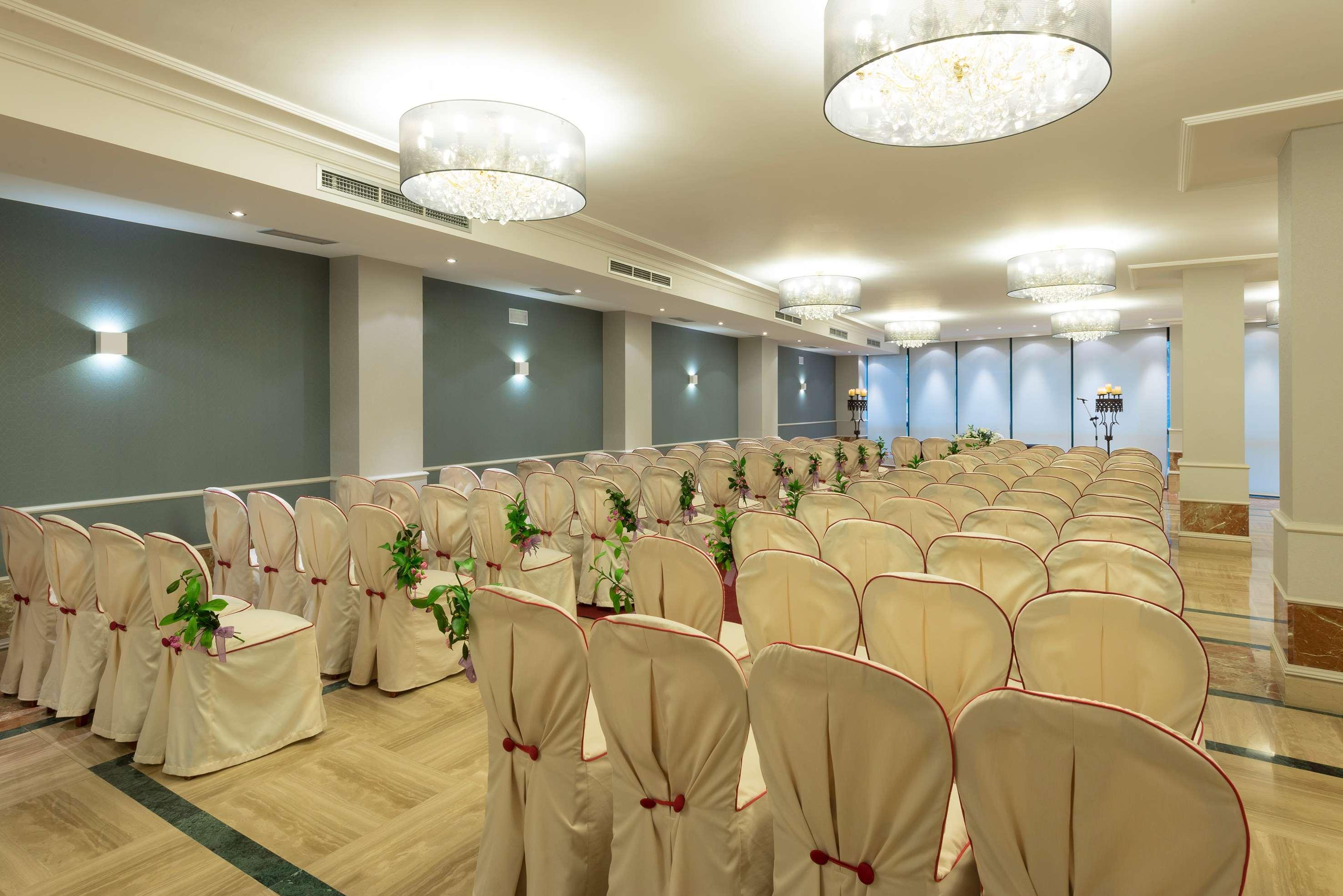 Hotel Madrid Leganes Affiliated By Melia Luaran gambar