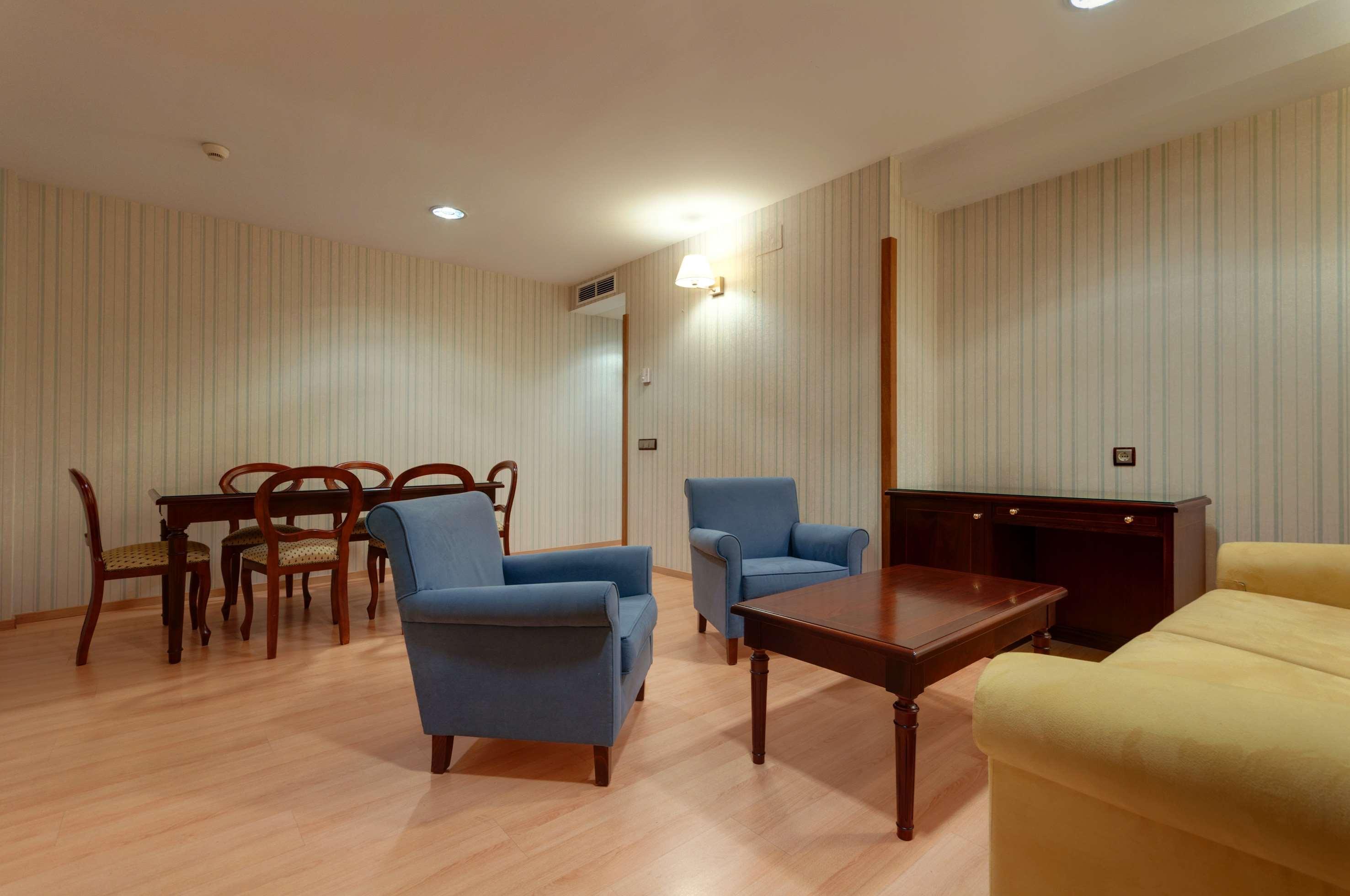 Hotel Madrid Leganes Affiliated By Melia Bilik gambar
